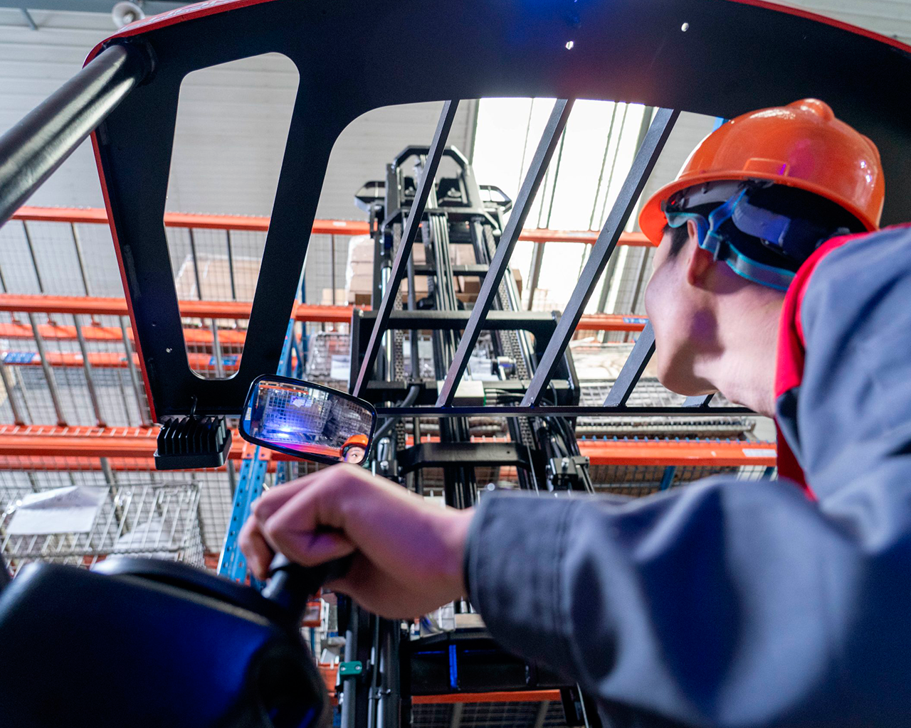 CQD20L-mastil-elevado-detalle