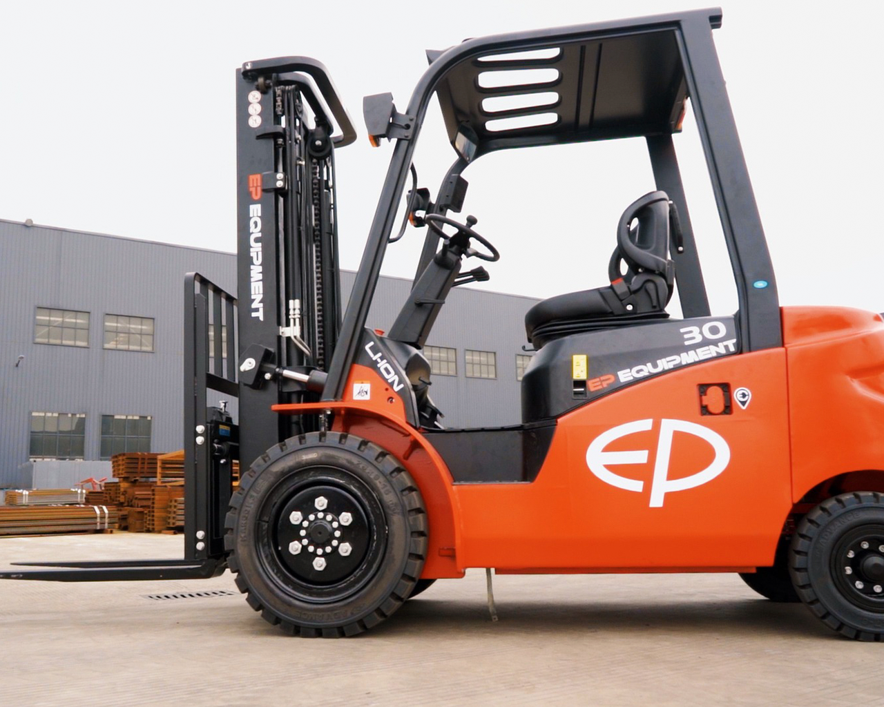 EFL303-vista-lateral