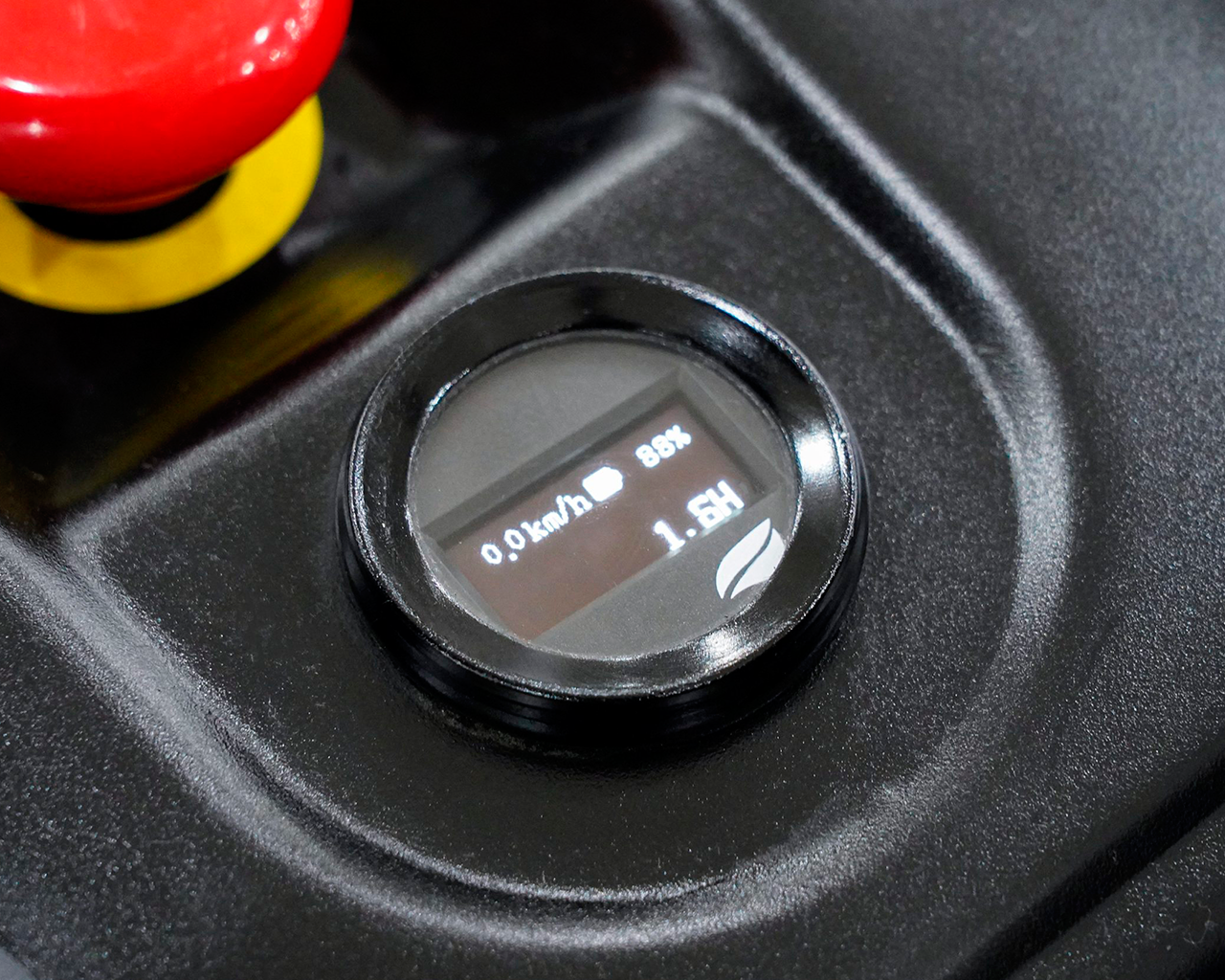 KPL201H-detalle-pantalla-y-boton