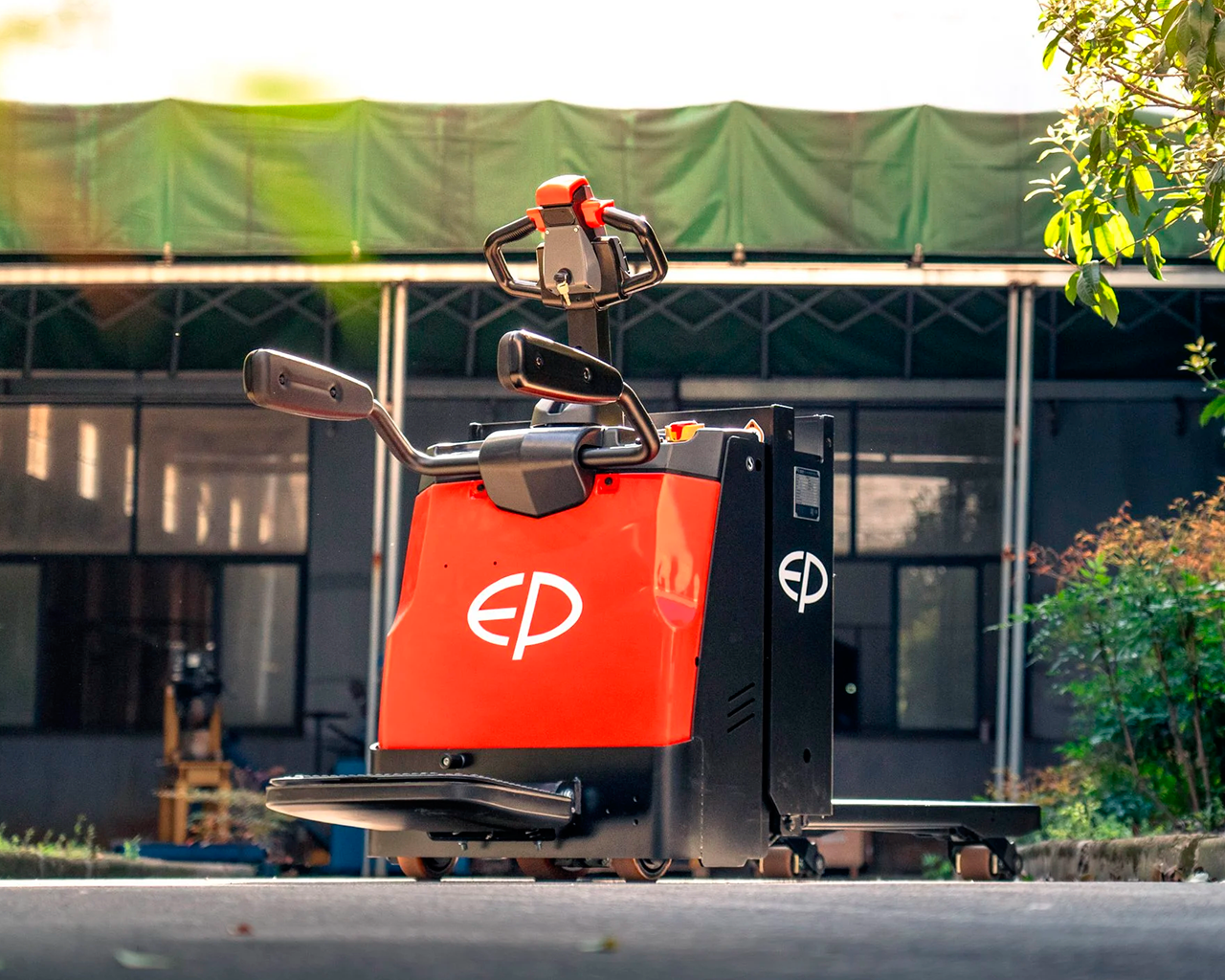 RPL251-vista-trasera-al-aire-libre-2