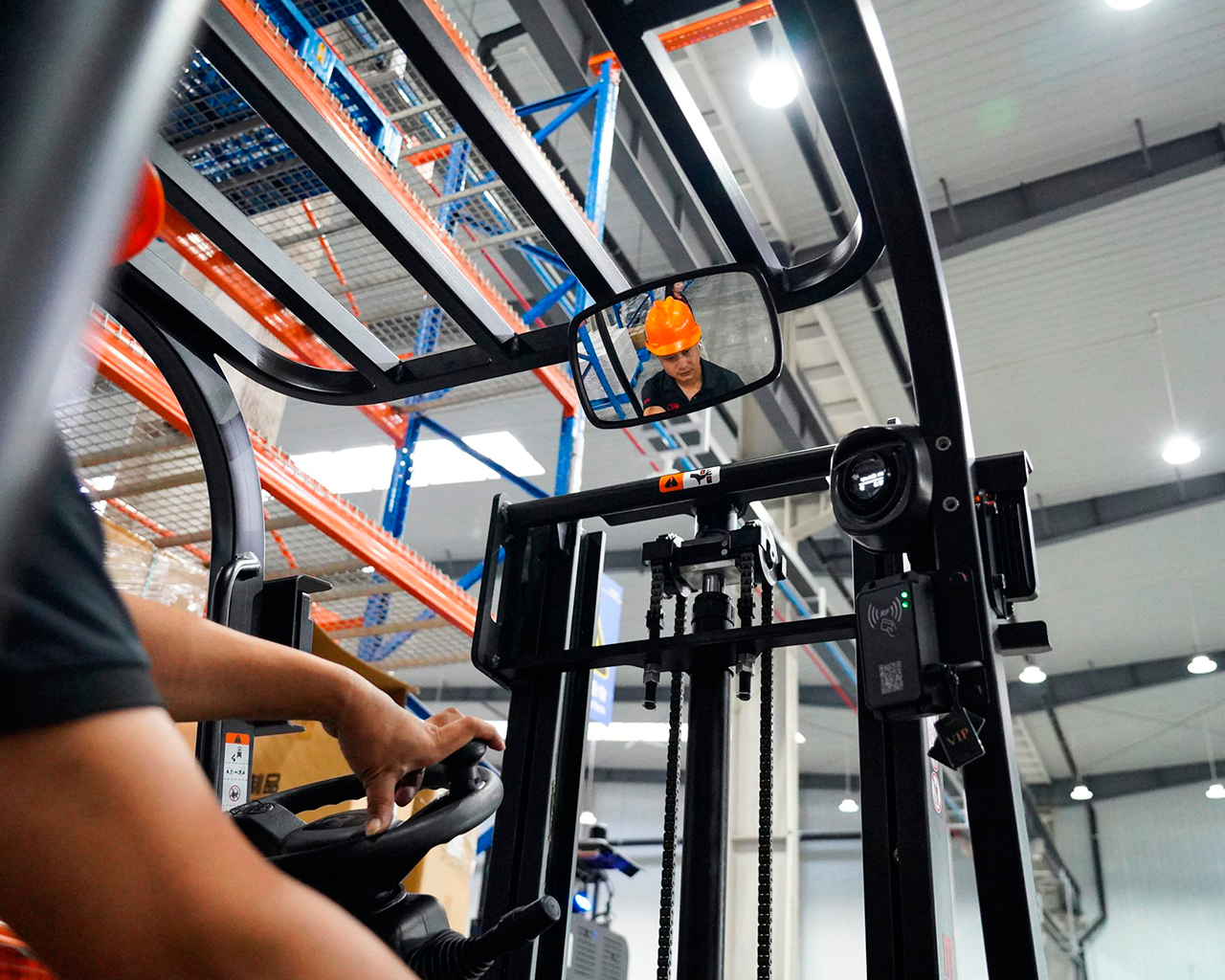 TCL101-detalle-interior-carretilla