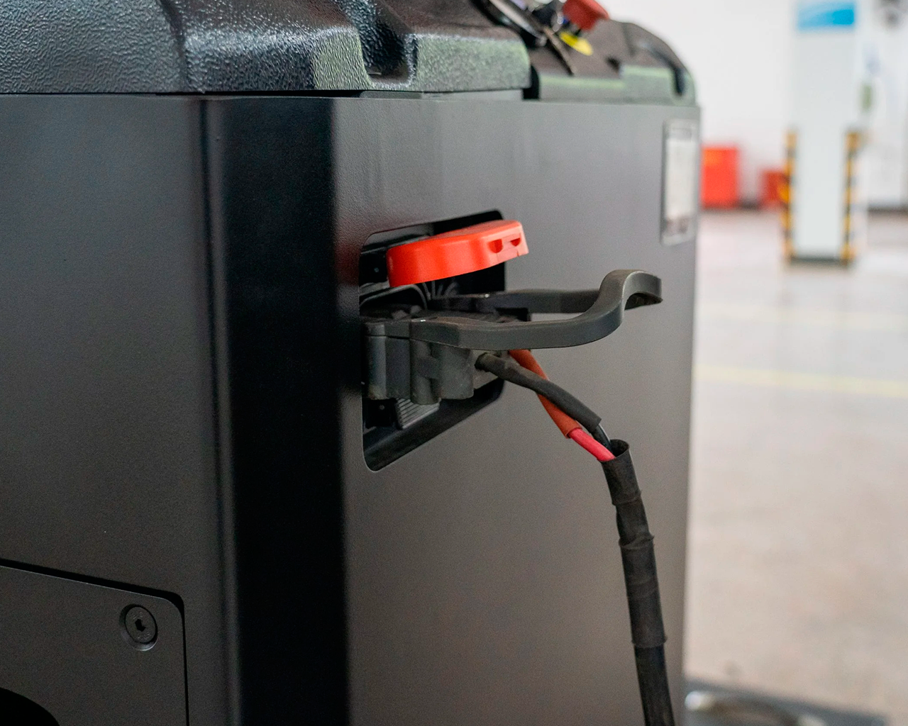 TPL251-detalle-cargador